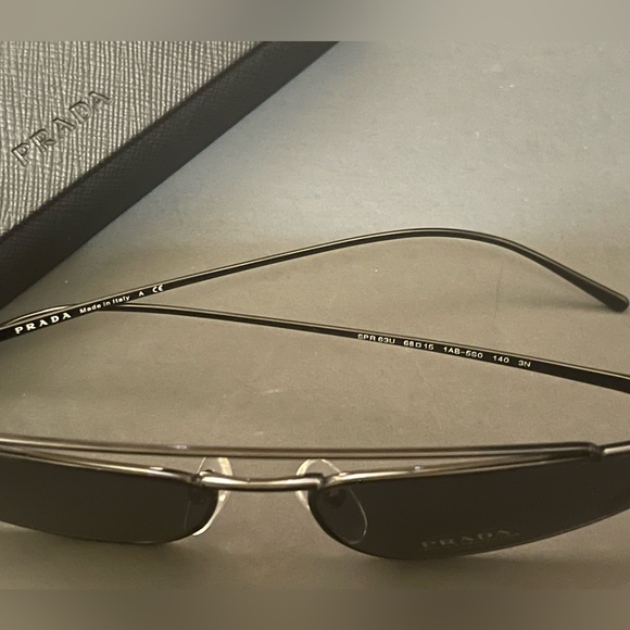 PRADA SPORT WOMEN’S CAT EYE SUNGLASSES SPR 63U (1AB-5SO) BLACK NWOT - Picture 4 of 5